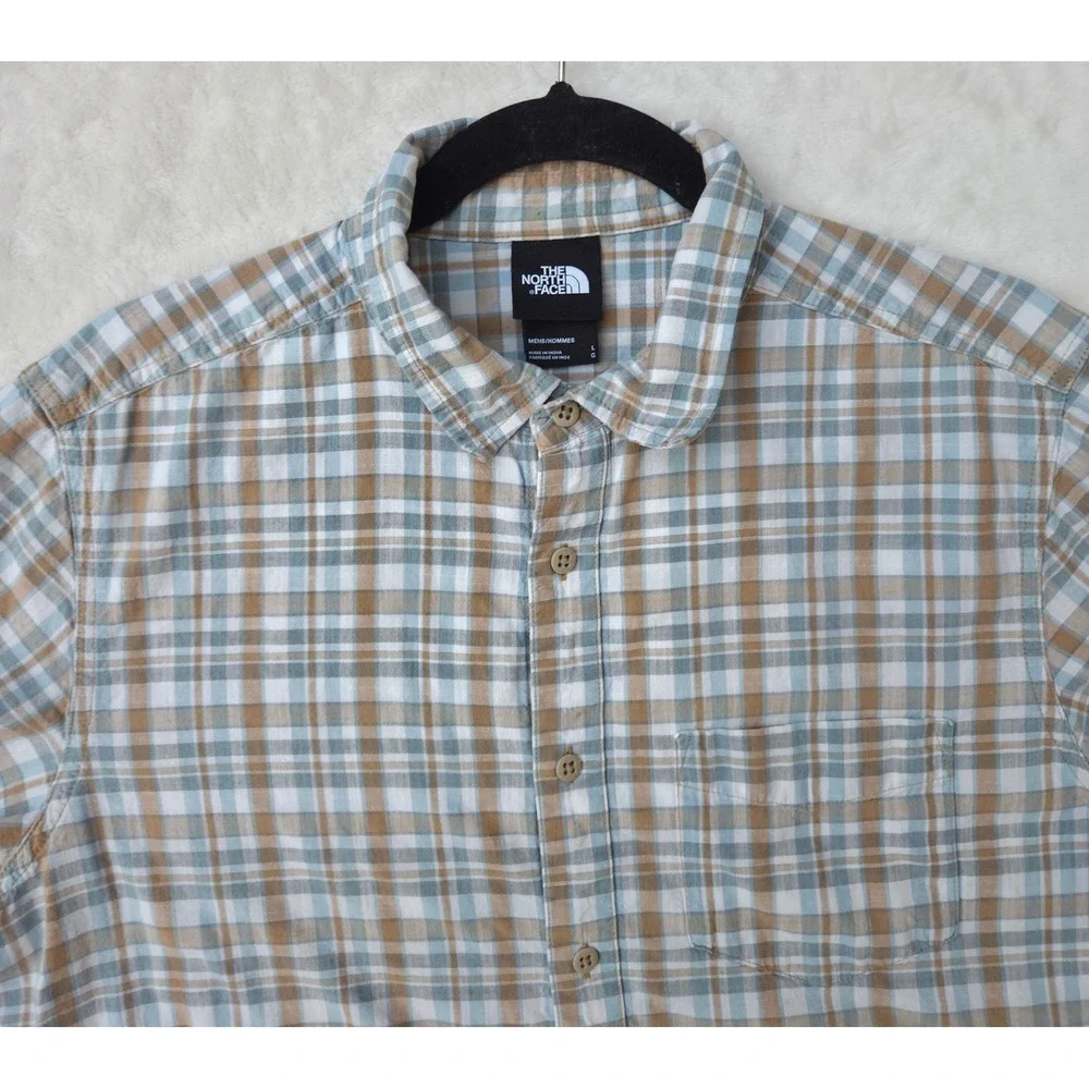 The North Face Plaid Button Down Men Large Blue Tan Excellent Short Sleeve Shirt